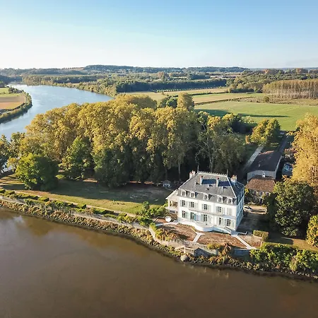 Chateau Du Bec Du Gave Couette-café