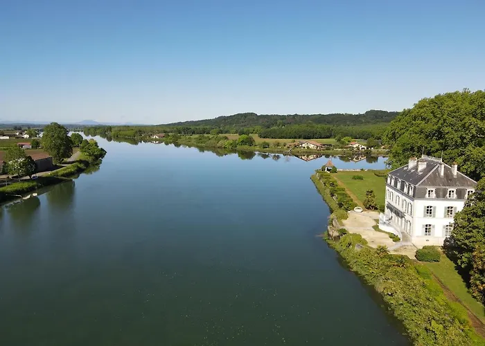 Chateau Du Bec Du Gave 4* Port-de-Lanne